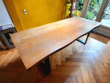 Acacia eettafel 10 personen beschikbaar voor biedingen