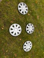 Ford Fiesta zilveren wieldoppen, Auto diversen, Wieldoppen, Ophalen, Zo goed als nieuw