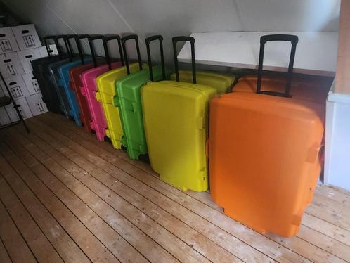 Samsonite en American Tourister, Sieraden, Tassen en Uiterlijk, Koffers, Zo goed als nieuw, Hard kunststof, 70 cm of meer, 55 cm of meer