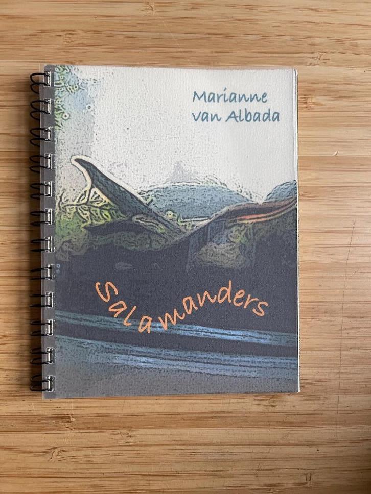 Marianne van Albada Salamanders, Boeken, Dieren en Huisdieren, Zo goed als nieuw, Reptielen of Amfibieën, Ophalen of Verzenden