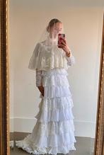 Prachtige jaren ’70 trouwjurk, sluier en handschoenen, Ophalen of Verzenden, Zo goed als nieuw, Wit, Trouwjurk