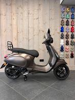 VESPA PRIMAVERA 2025 EURO5+ EXCLUSIVE SPECIALPAINT NIEUW!, Fietsen en Brommers, Snorfietsen en Snorscooters, Ophalen, Nieuw, Benzine