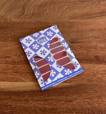 Stickynailz | Nagelstickers magenta rood beschikbaar voor biedingen