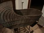 BABYWIEG GEVLOCHTEN RIET, Ophalen, Zo goed als nieuw, Wieg
