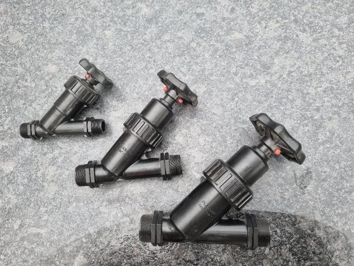 plasson kranen, Doe-het-zelf en Verbouw, Overige Doe-het-zelf en Verbouw, Zo goed als nieuw, Ophalen of Verzenden