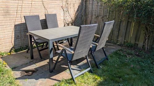 Tuinset met tafel 150*90 en 4 verstelbare stoelen, Tuin en Terras, Tuinsets en Loungesets, Gebruikt, Kunststof, Ophalen