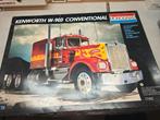 Monogram 77402 Kenworth W900 Convetional.1.16 uitgave 91., Groter dan 1:32, Ophalen of Verzenden, Zo goed als nieuw, Truck