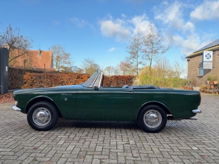 Sunbeam Alpine 1.7 Series V 1966, Auto's, Oldtimers, Particulier, Open dak, Radio, Overige merken, Benzine, Cabriolet, Handgeschakeld