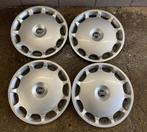 Vier volvo 16" wieldoppen voor stalen wielen ZGAN, Auto diversen, Wieldoppen, Ophalen of Verzenden, Zo goed als nieuw