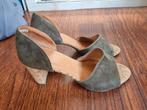 Billi bi peeptoe suede hakken met kurk., Pumps, Billi bi, Ophalen of Verzenden, Zo goed als nieuw