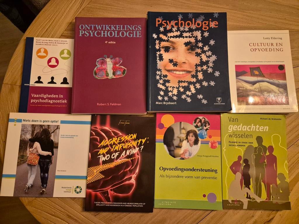 Diverse psychologie en pedagogiek studieboeken, Ophalen of Verzenden, Gelezen