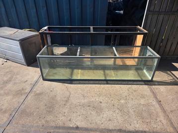 aquarium terarrium 200cmx50cmx50cm beschikbaar voor biedingen
