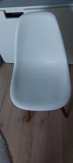 2 kinderstoeltjes, Ophalen, Zo goed als nieuw, Tafel