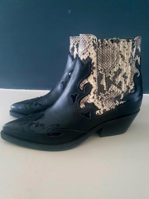 Janet en Janet westernboot - mt 40 - leer - als nieuw!, Kleding | Dames, Schoenen, Zo goed als nieuw, Zwart, Ophalen of Verzenden