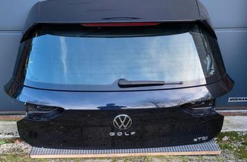VW GOLF 8 VIII ACHTERKLEP ZWART  beschikbaar voor biedingen