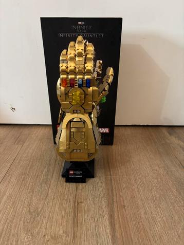 Lego infinity gauntlet beschikbaar voor biedingen