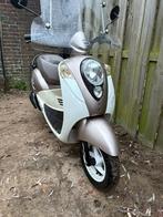 Sym Mio 2010, Fietsen en Brommers, Scooters | SYM, Ophalen, Zo goed als nieuw, Benzine, Mio