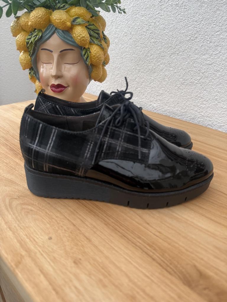 Lakleren schoenen Softwaves, Kleding | Dames, Schoenen, Schoenen met lage hakken, Verzenden, Zwart, Nieuw