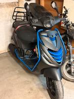 zip 180 lc brom, Fietsen en Brommers, Scooters | Piaggio, Ophalen of Verzenden, Zo goed als nieuw, Tweetakt, Zip
