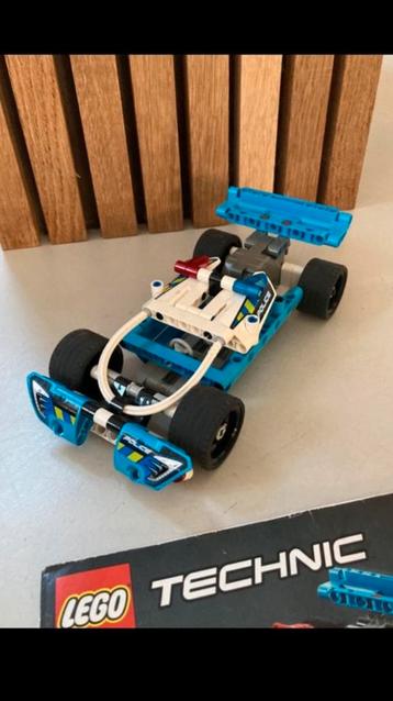 Politie achtervolging - LEGO 42091 beschikbaar voor biedingen