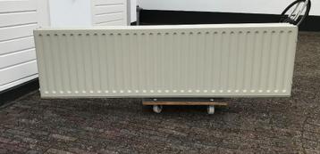 Radiator T33 L:175 x H50 X D13 beschikbaar voor biedingen