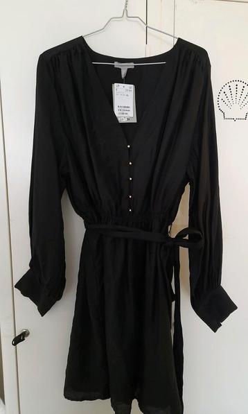 Zwarte jurk h&m beschikbaar voor biedingen