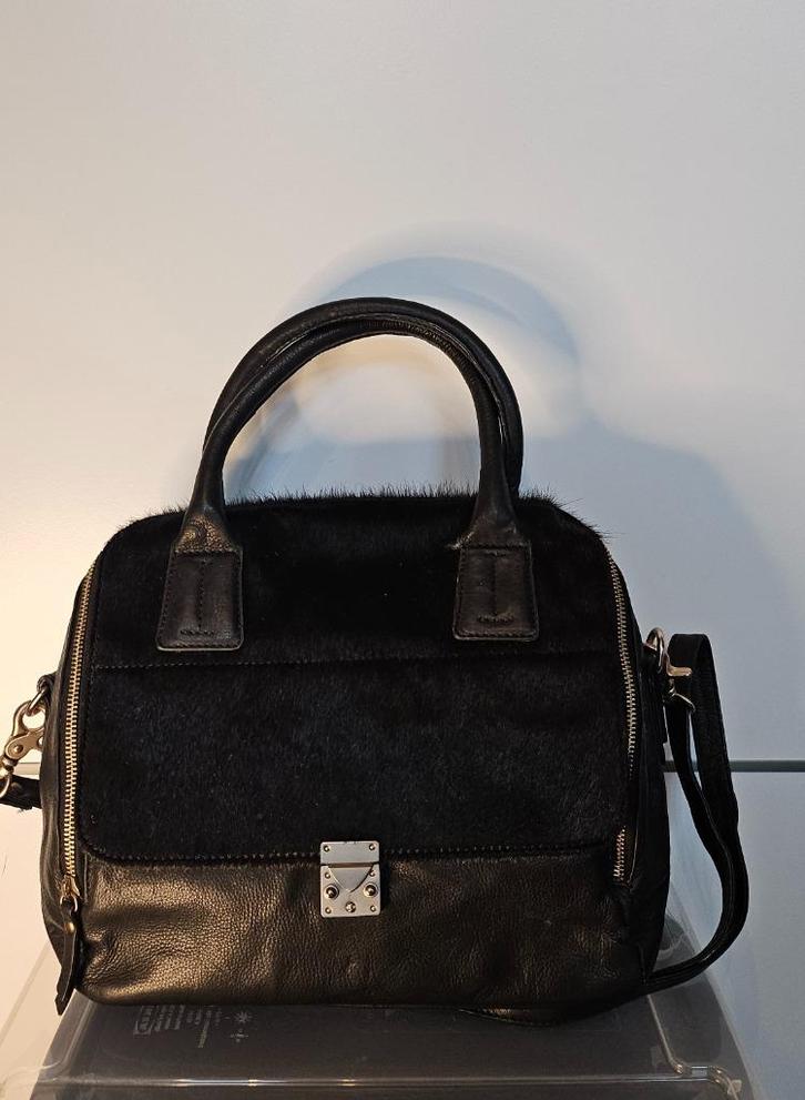 Luxe Burkely Leren Handtas met Echt Haar (Cowhide), Sieraden, Tassen en Uiterlijk, Tassen | Damestassen, Zo goed als nieuw, Handtas