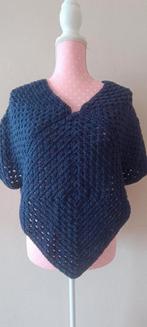 Gehaakte poncho Blauw, Ophalen of Verzenden, Nieuw, Haken, Overige typen