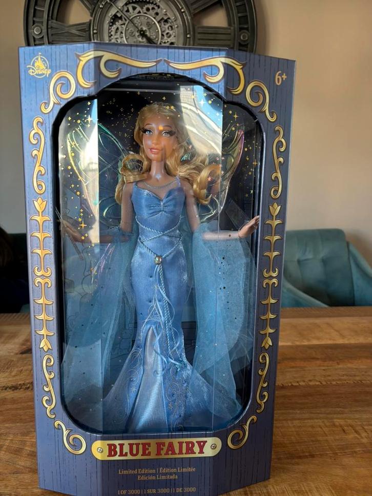 Disney Blue fairy limited doll, Verzamelen, Disney, Zo goed als nieuw, Ophalen of Verzenden