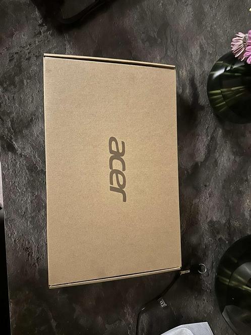 Acer Aspire Lite (Nieuw in doos), Computers en Software, Windows Laptops, Nieuw, 14 inch, SSD, 3 tot 4 Ghz, 4 GB, Qwerty, Met videokaart