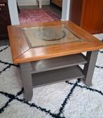 Houten salontafel met glasplaat, Huis en Inrichting, Ophalen, 50 tot 100 cm, Glas, Vierkant