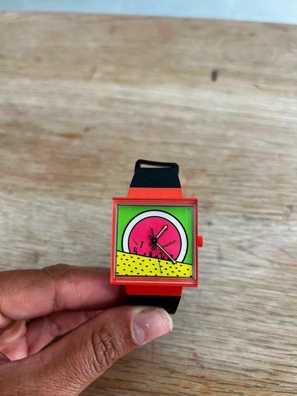 Keith Haring Swatch Break Free, Sieraden, Tassen en Uiterlijk, Horloges | Heren, Zo goed als nieuw, Polshorloge, Swatch, Overige materialen