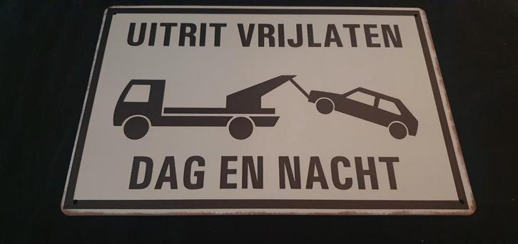 Wandbord UTRIT VRIJLATEN - Mancave/Bar, Huis en Inrichting, Woonaccessoires | Tekstborden en Spreuken, Nieuw, Ophalen of Verzenden