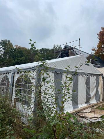 Tent beschikbaar voor biedingen