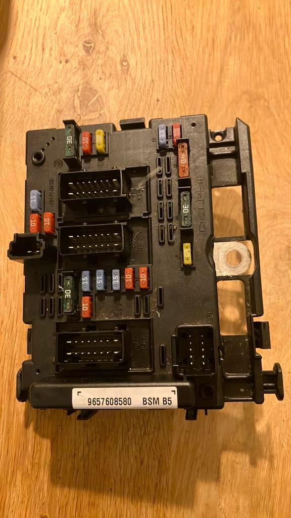 zekeringskast BSM B5 Peugeot 206/206CC/206SW/406 na facelift, Auto-onderdelen, Elektronica en Kabels, Peugeot, Ophalen of Verzenden