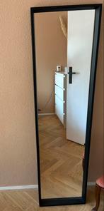 Zwarte Ikea spiegel te koop, Huis en Inrichting, Woonaccessoires | Spiegels, Ophalen, Minder dan 50 cm, Zo goed als nieuw, Minder dan 100 cm
