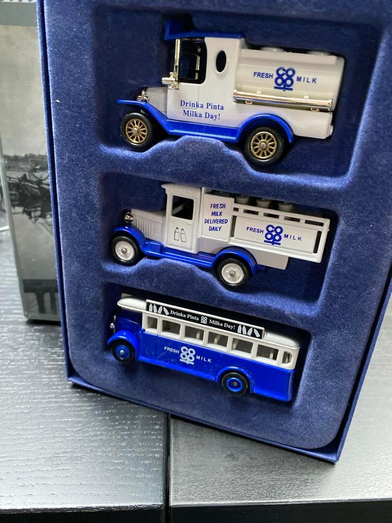Lledo Days Gone Modelauto's, Hobby en Vrije tijd, Modelauto's | 1:43, Ophalen of Verzenden, Zo goed als nieuw, Auto, Overige merken