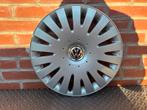 1 originele Volkswagen Passat, Jetta en Golf wieldop 16 inch, Ophalen of Verzenden, Zo goed als nieuw