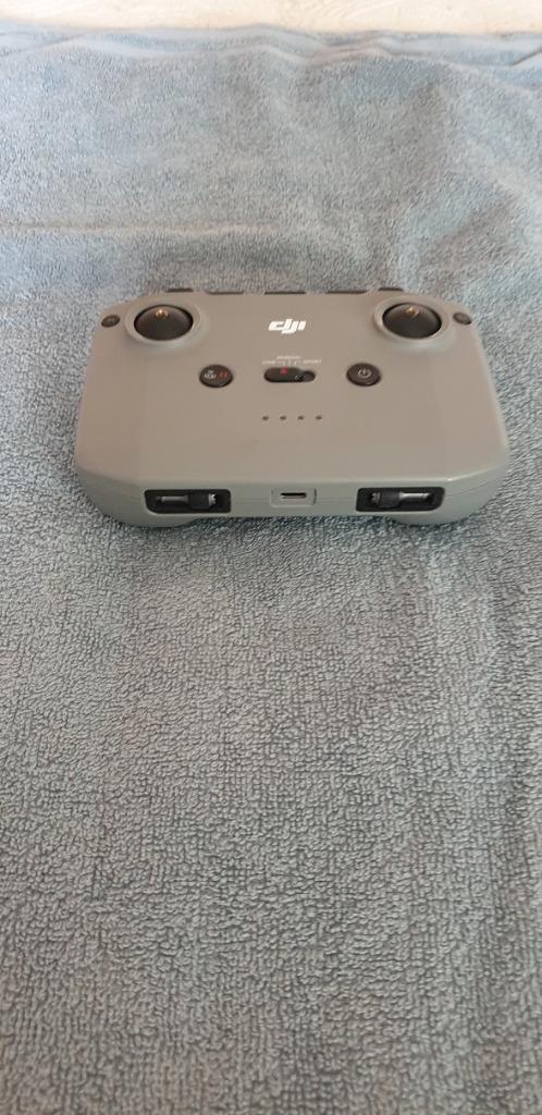 DJI RC 231 controller gimbal protector laadhub en filterset, Audio, Tv en Foto, Drones, Zo goed als nieuw, Drone met camera, Verzenden