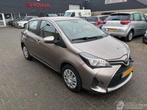 Toyota Yaris 1.3 5-drs Aspiration airco (bj 2015), Handgeschakeld, Toyota, Benzine, Hatchback