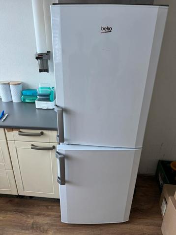 Beko koel-vries combinatie beschikbaar voor biedingen