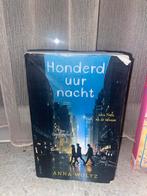 Honderd uur nacht - Anna Woltz, Ophalen of Verzenden, Gelezen, Nederland