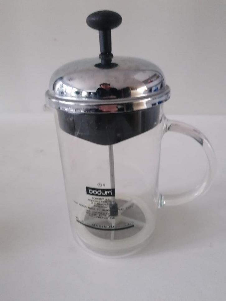 BODUM melk opschuimer in goede staat zie de fotos, Witgoed en Apparatuur, Melkopschuimers, Zo goed als nieuw, Handmatige melkopschuimer