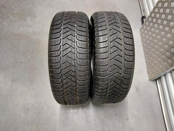 2 winterbanden 215/60-16 99H Pirelli (7,0 mm), Auto diversen, Overige Auto diversen, Ophalen