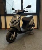 Piaggio Zip 45km/u Custom euro5 2025, Fietsen en Brommers, Scooters | Piaggio, Ophalen, Maximaal 45 km/u, Zip, Zo goed als nieuw