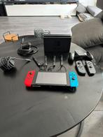 Nintendo Switch (1), Spelcomputers en Games, Ophalen, Gebruikt, Met 3 controllers of meer, Switch Original