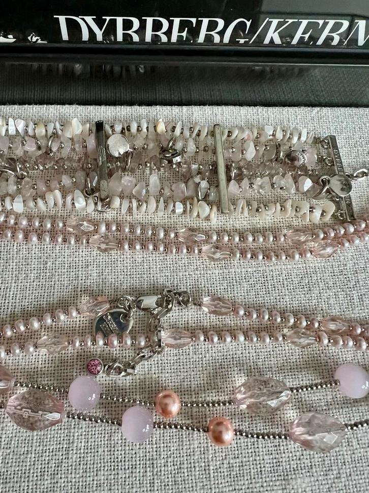 Dyrberg Kern Sieraden Set - Ketting & Armband, Sieraden, Tassen en Uiterlijk, Kettingen, Nieuw, Zilver, Roze, Met kristal, Ophalen of Verzenden