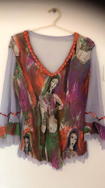 Hippie style shirt. beschikbaar voor biedingen