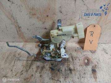 Toyota Yaris I Deurslot Mechaniek Rechts Voor 1999-2005 beschikbaar voor biedingen