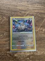 Radiant Eevee - Pokémon GO - SWSH230, Hobby en Vrije tijd, Verzamelkaartspellen | Pokémon, Ophalen of Verzenden, Zo goed als nieuw
